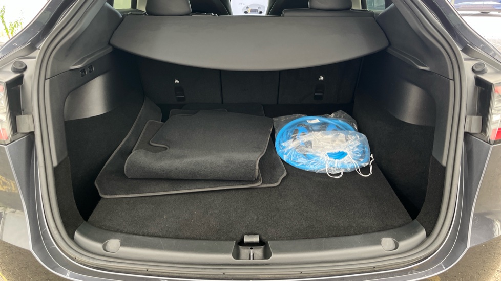 TESLA MODEL Y Image 15