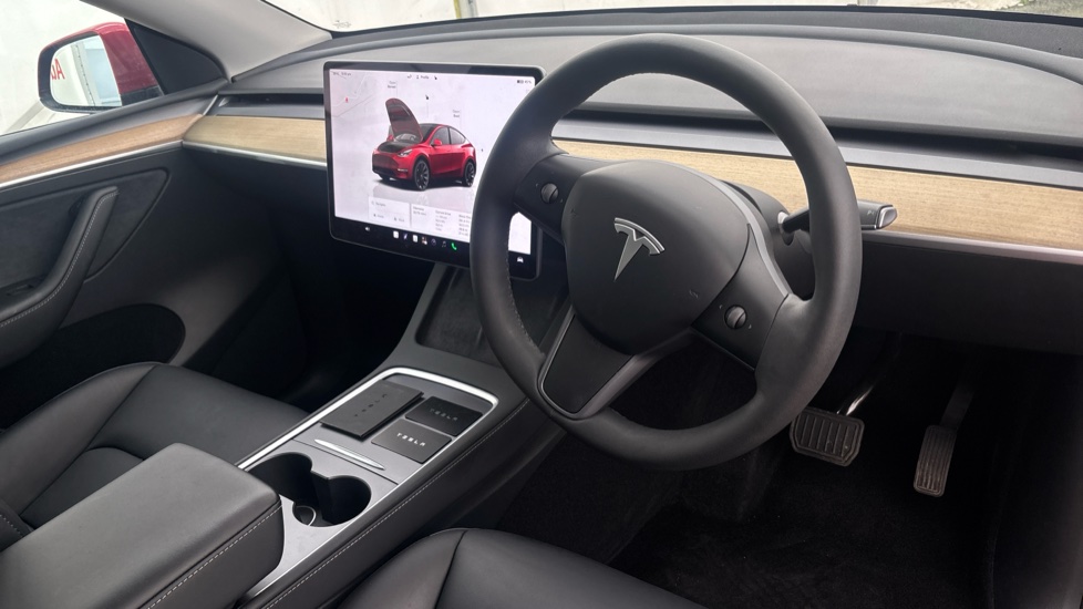TESLA MODEL Y Image 9