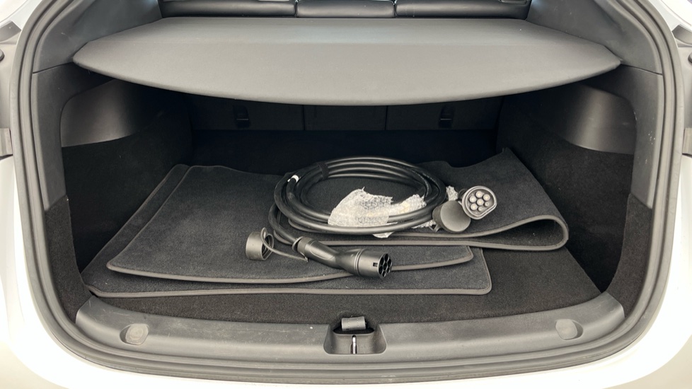 TESLA MODEL Y Image 15