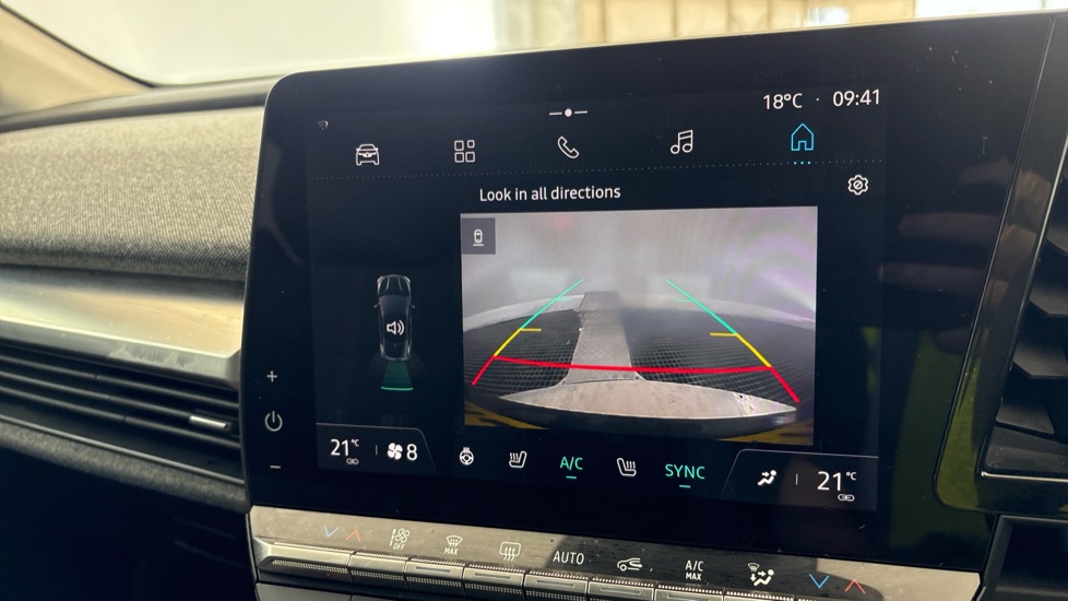 RENAULT MEGANE E-TECH reverse camera