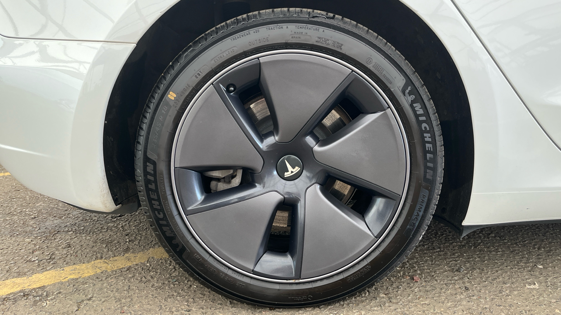 TESLA MODEL 3 MODEL 3 SALOON Long Range AWD 4dr Auto