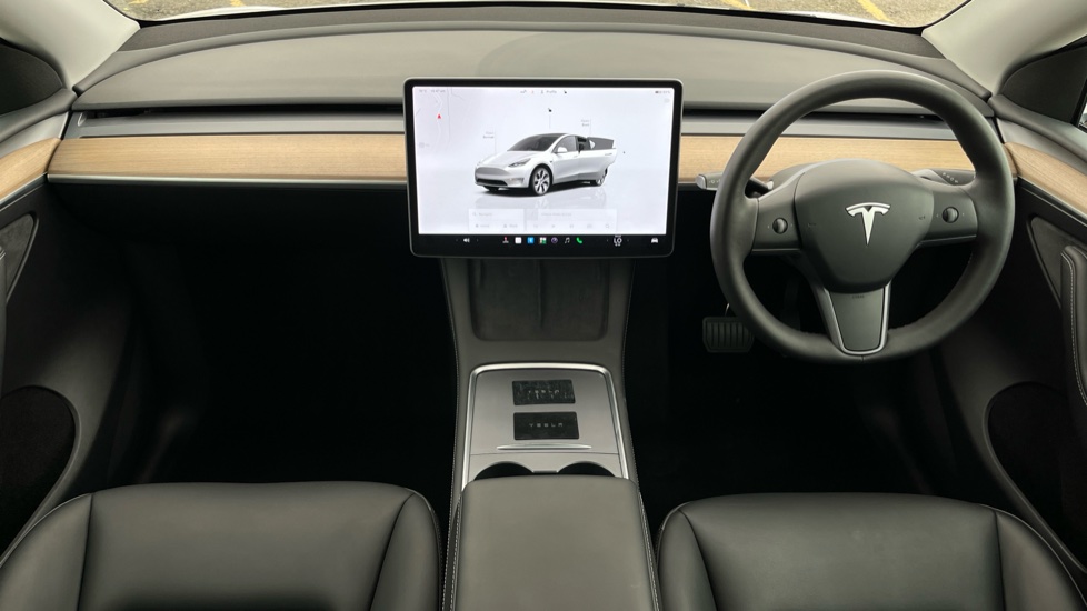 TESLA MODEL Y Image 11