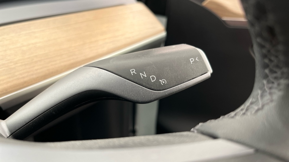 TESLA MODEL Y Cruise control