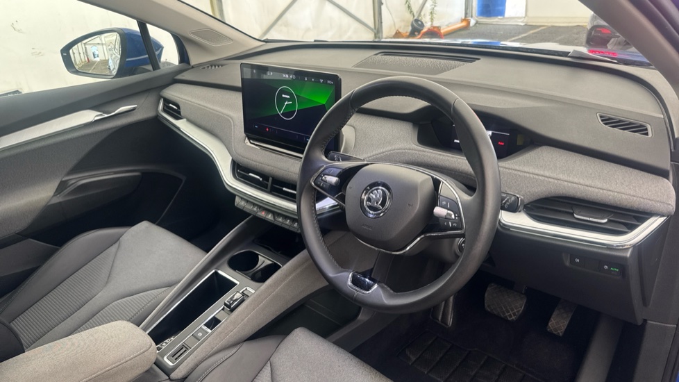 SKODA ENYAQ Image 9