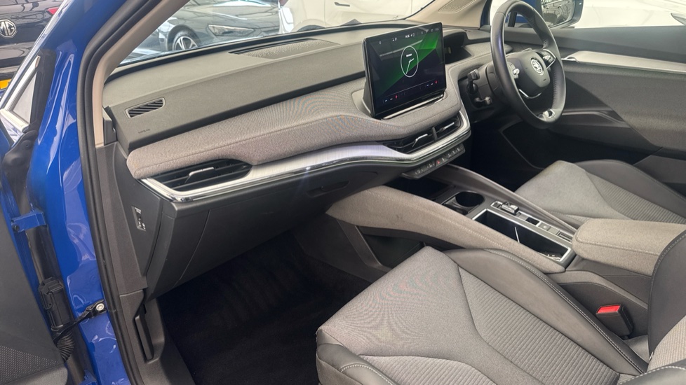 SKODA ENYAQ Image 10