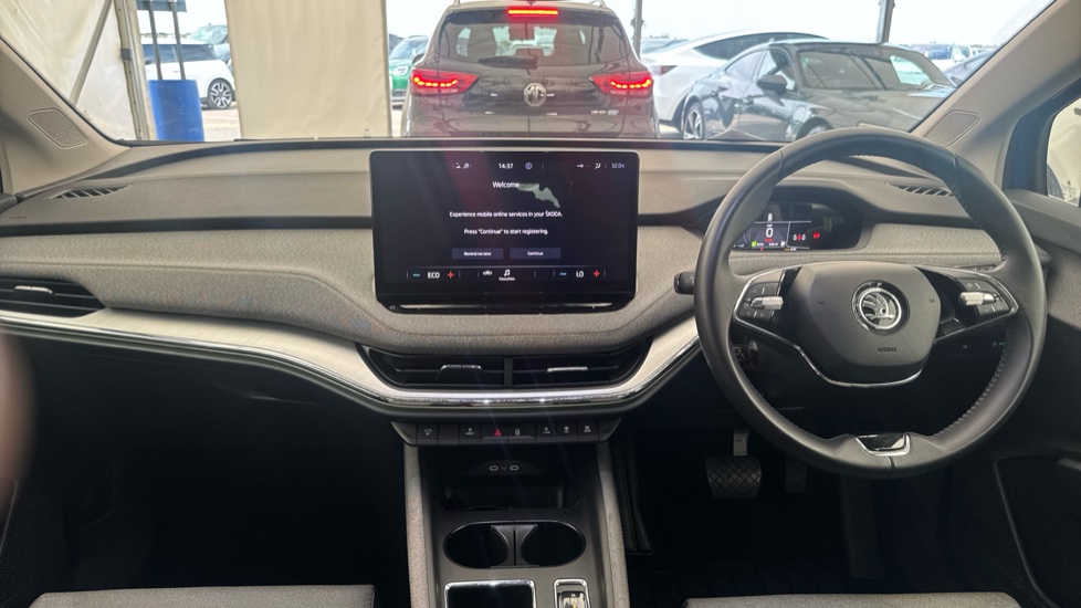 SKODA ENYAQ Image 11