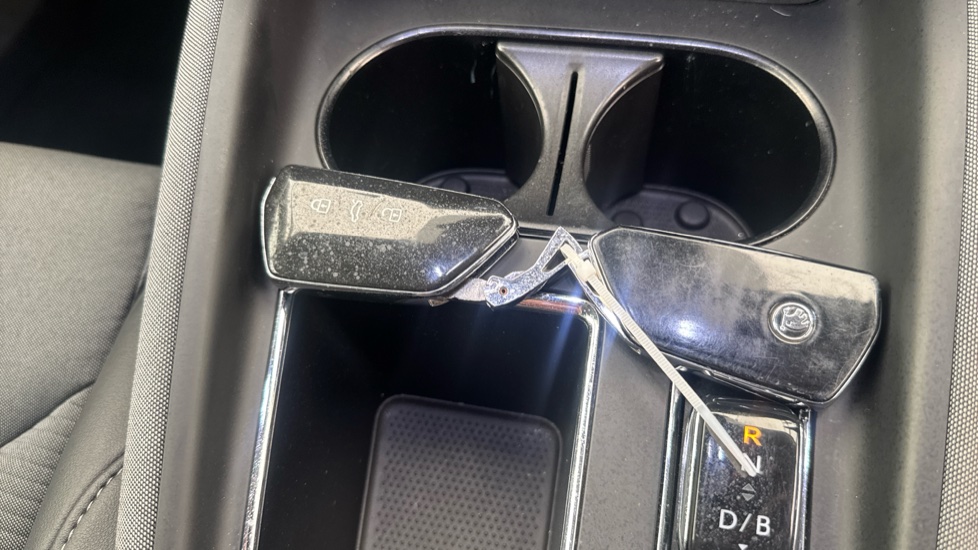 SKODA ENYAQ 2 keys available