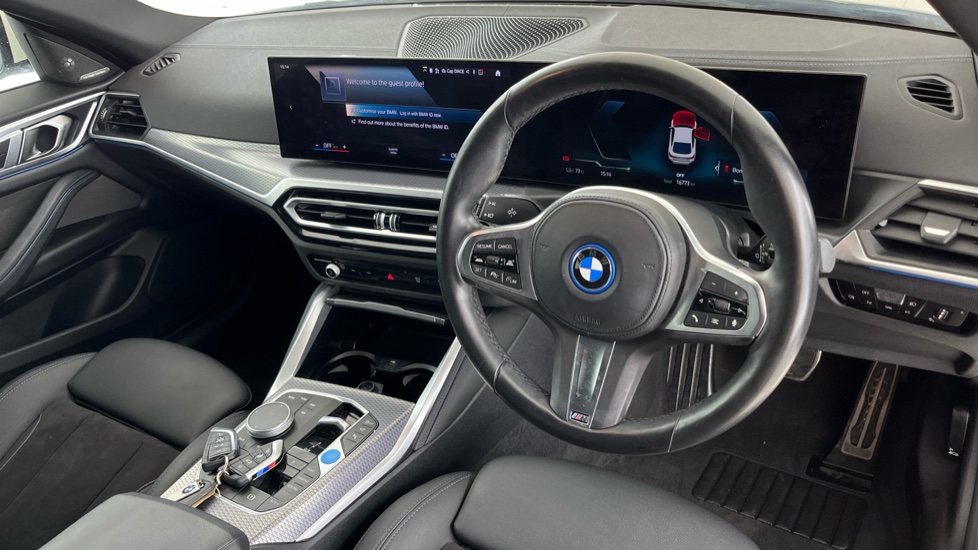 BMW I4 Image 9