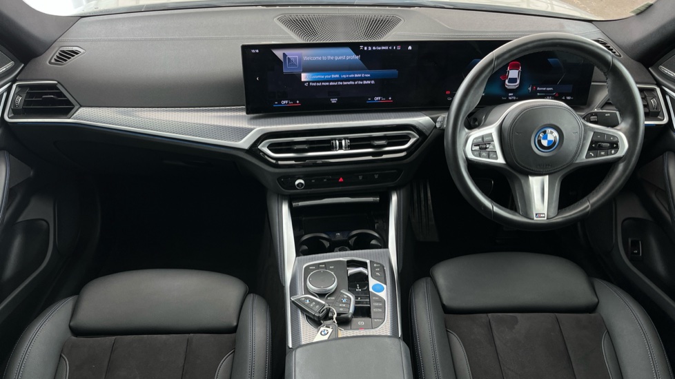 BMW I4 Image 11