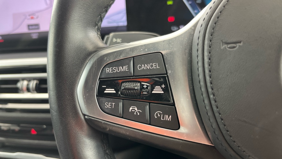 BMW I4 Cruise control