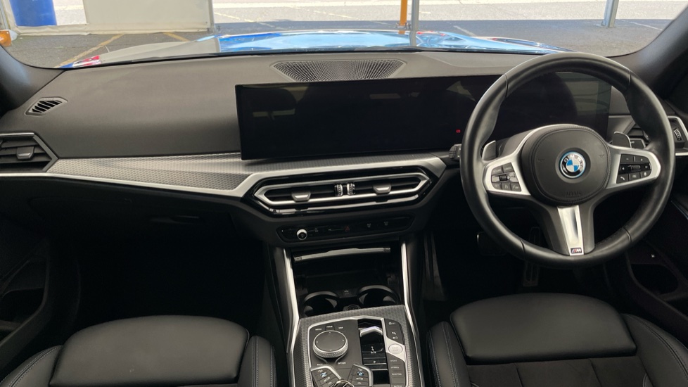 BMW 3 SERIES Image 11