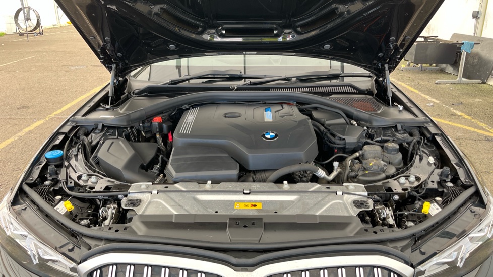 BMW 3 SERIES Image 16