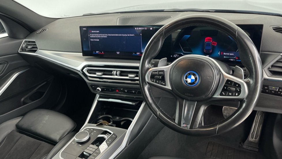 BMW 3 SERIES Image 9