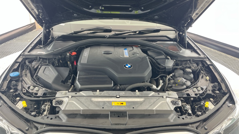 BMW 3 SERIES Image 16