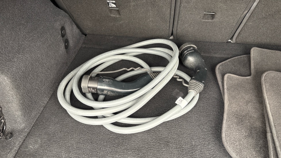 BMW iX1 Image 22