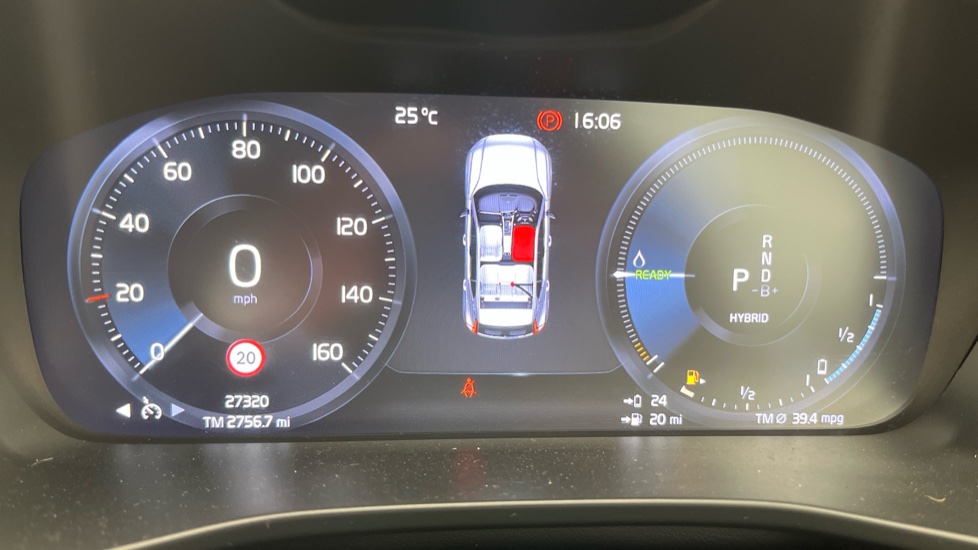VOLVO XC40 Image 13