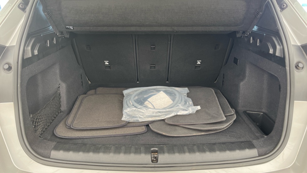 BMW iX1 Image 15