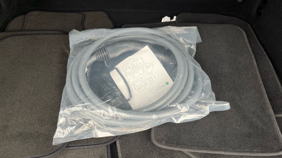 BMW iX1 Image 22