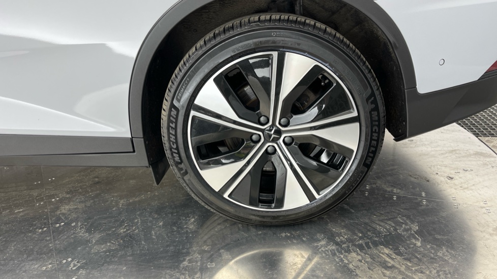 POLESTAR 2 Image 18