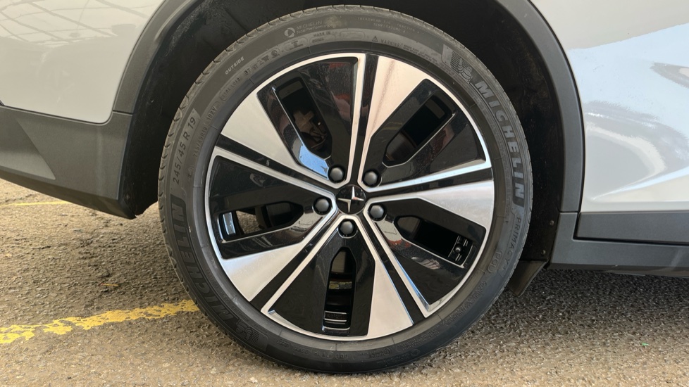 POLESTAR 2 Image 19