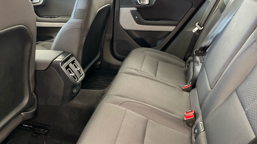 POLESTAR 2 Image 14