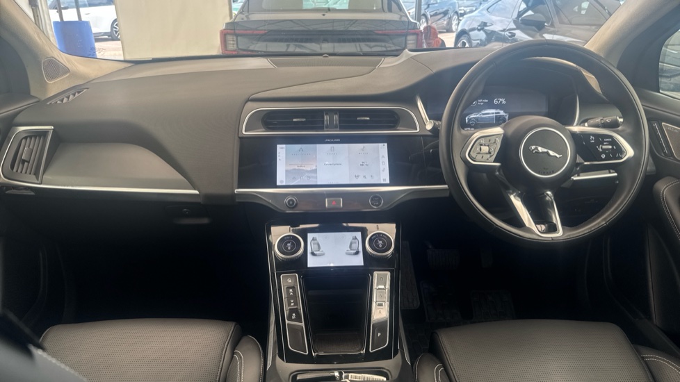 JAGUAR I-PACE Image 11