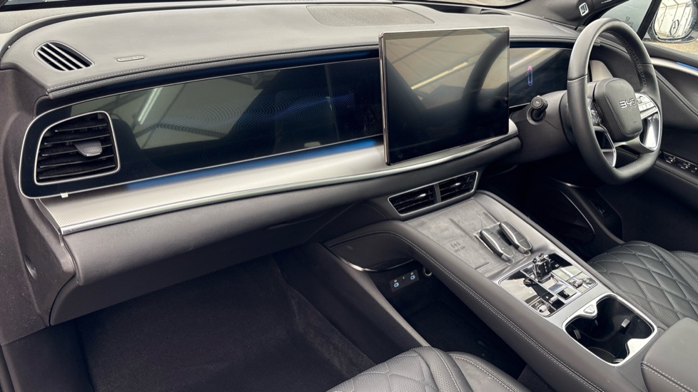 BYD SEALION 7 Image 10