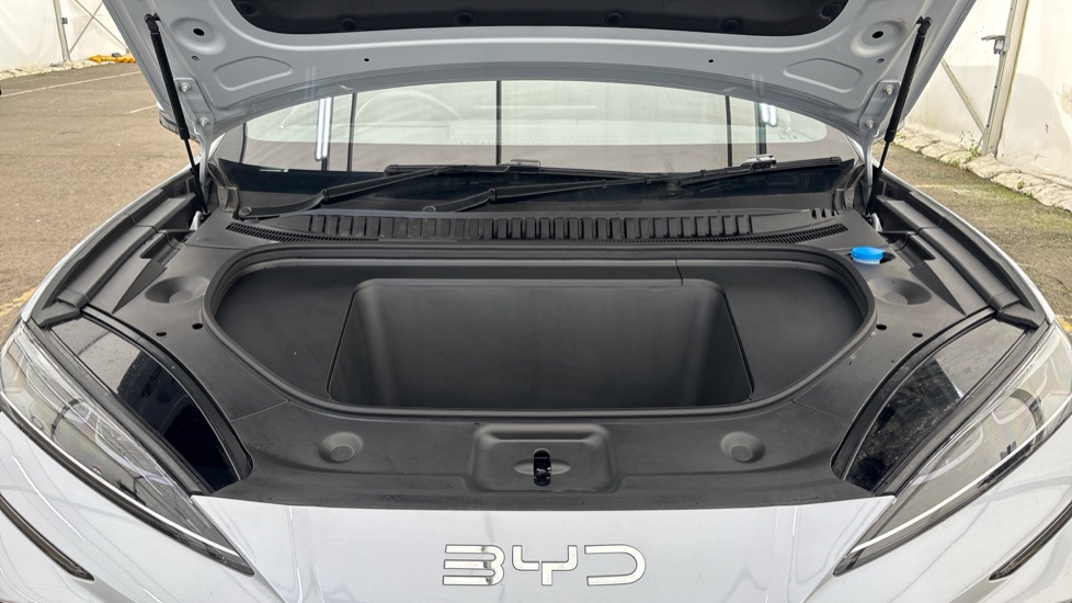 BYD SEALION 7 Image 16
