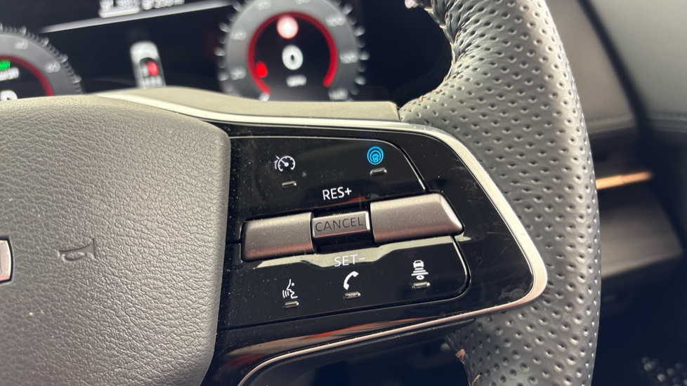NISSAN ARIYA Cruise control