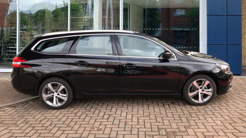 Used Peugeot 308 SW Estate 1.2 PureTech GPF Allure EAT (s/s) 5dr