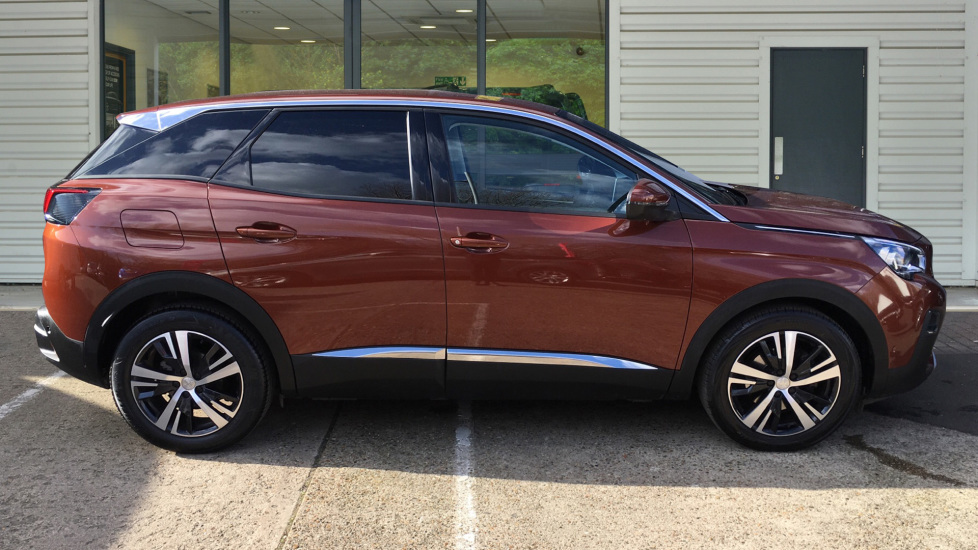 Used Peugeot 3008 SUV SUV 1.6 BlueHDi Allure (s/s) 5dr Manual Bronze