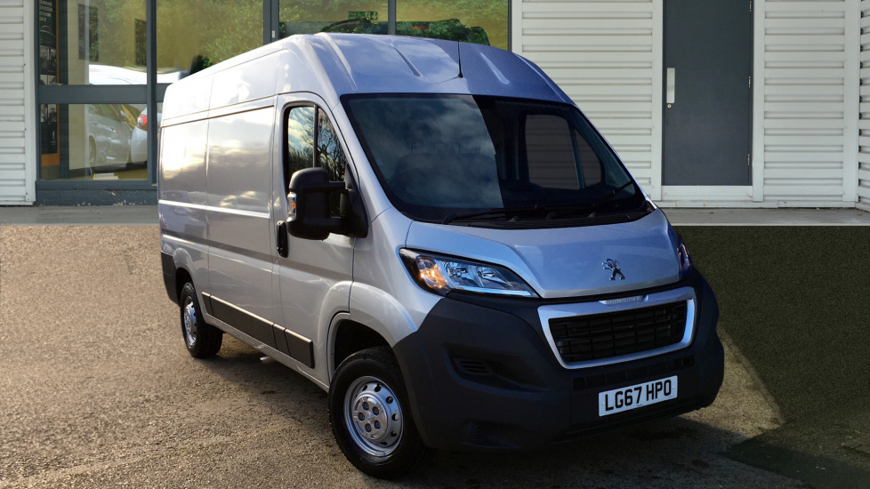 Peugeot Morden Peugeot Dealers New & Used Cars & Vans Robins and Day