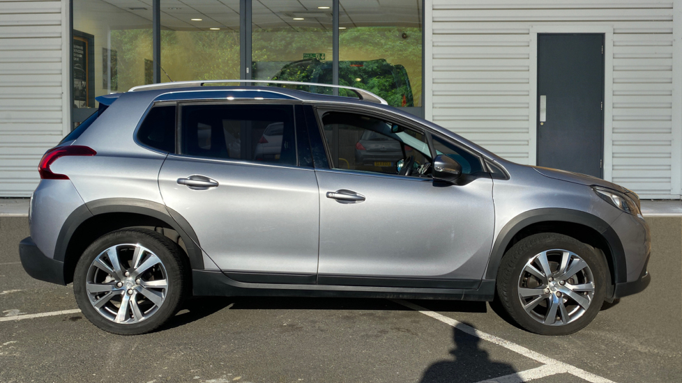 Used Peugeot 2008 SUV 1.2 PureTech Allure EAT (s/s) 5dr Automatic Grey