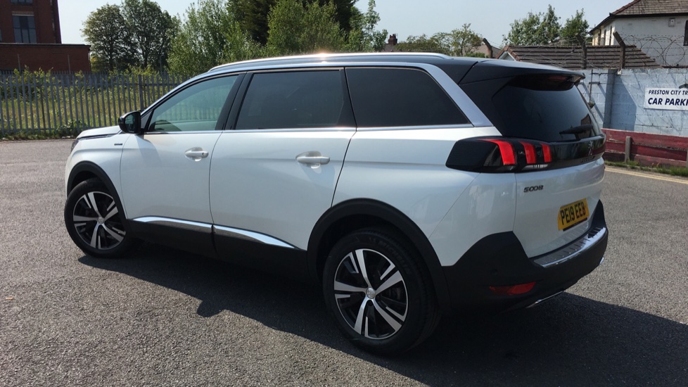 Used Peugeot 5008 SUV 2.0 BlueHDi GT Line EAT (s/s) 5dr Automatic White