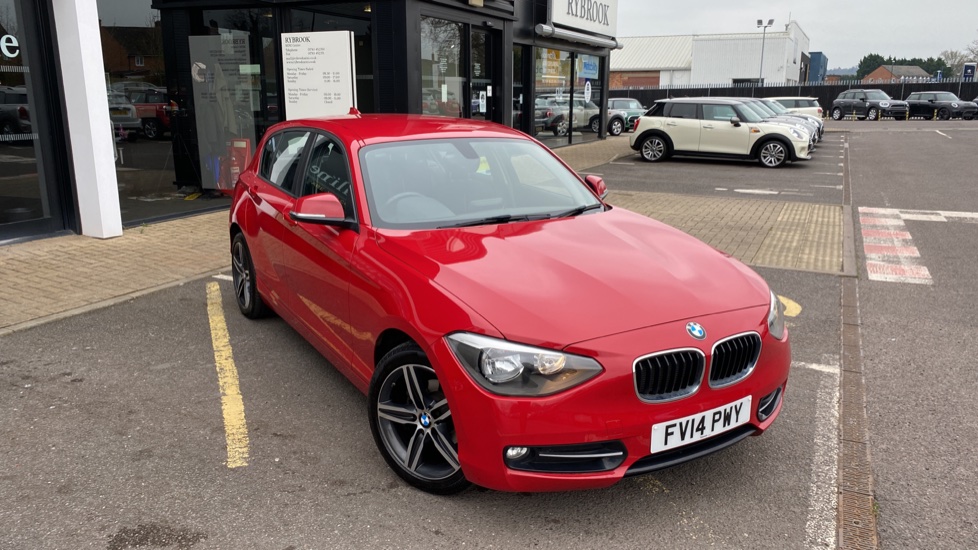 BMW 1 Series Red Automatic Auction | DealerPX